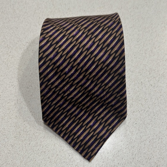 Four 100% Silk Ties for $50 - Picture 9 of 10